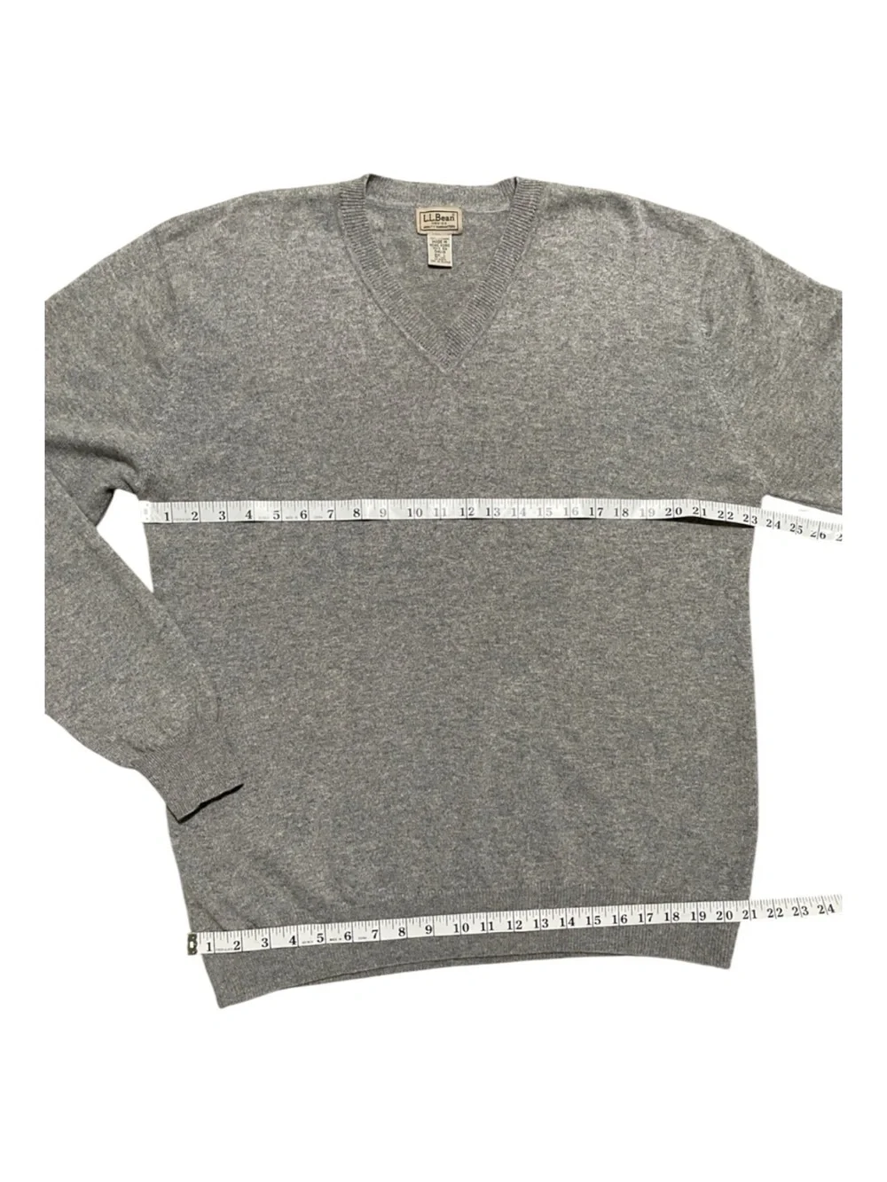 L.L. Bean Vintage Men's 100% Cashmere Heather Gray V-Neck Sweater L